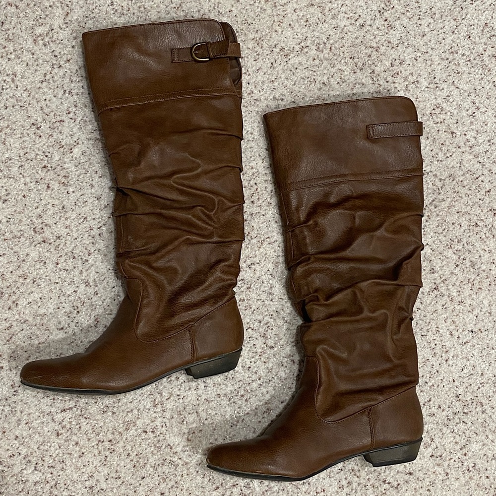 Women’s Size 9 Brown Boots